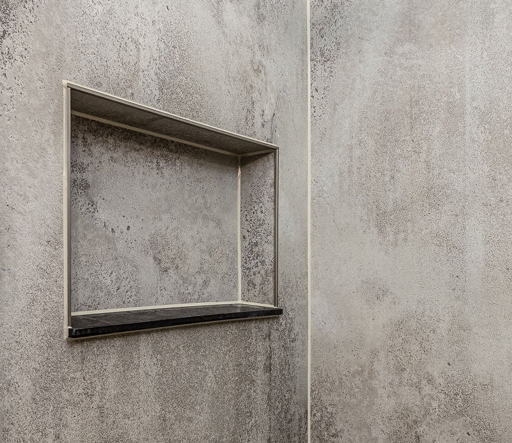 Niche with Concrete Walls