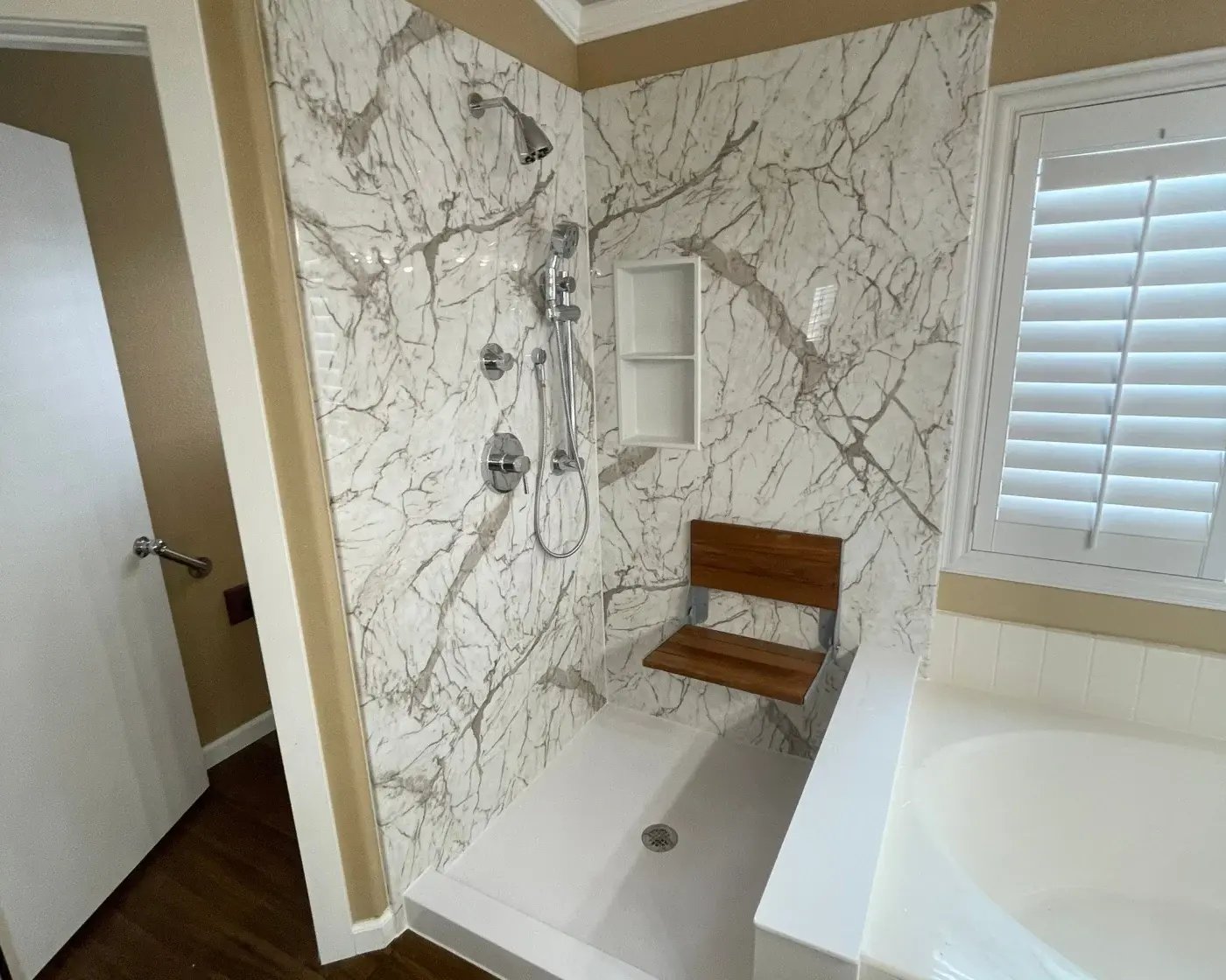 remarkable-shower-surrounds-huntington-beach-shugarmans-bath-image