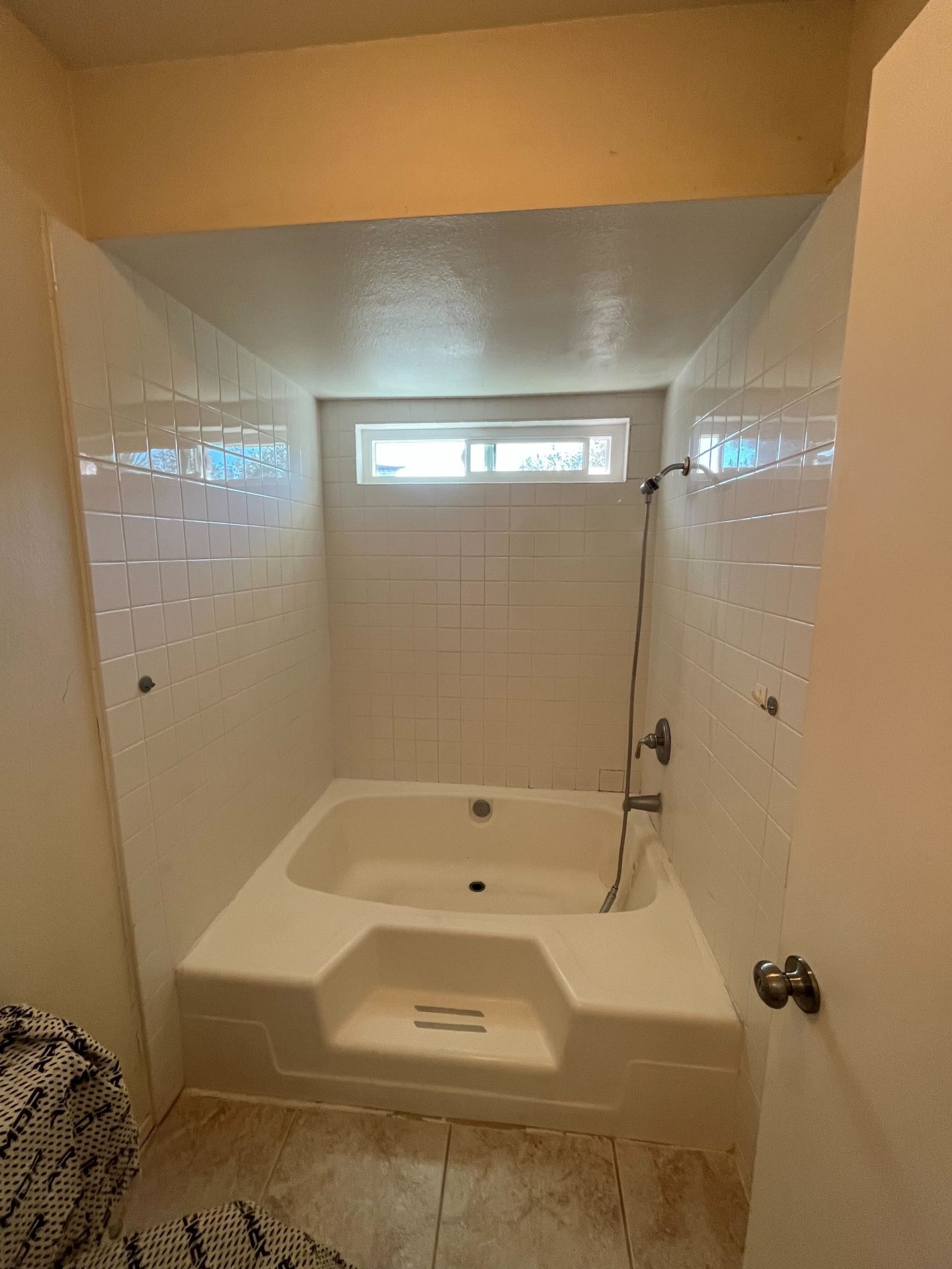 Shower Remodel in Costa Mesa - Before
