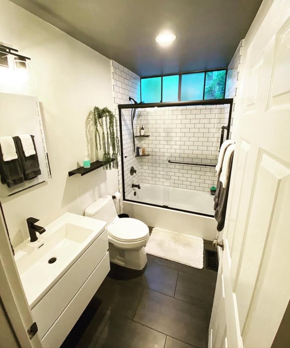A Shower-To-Tub Conversion Completed By Shugarman’s Bath In Mission Valley, CA 