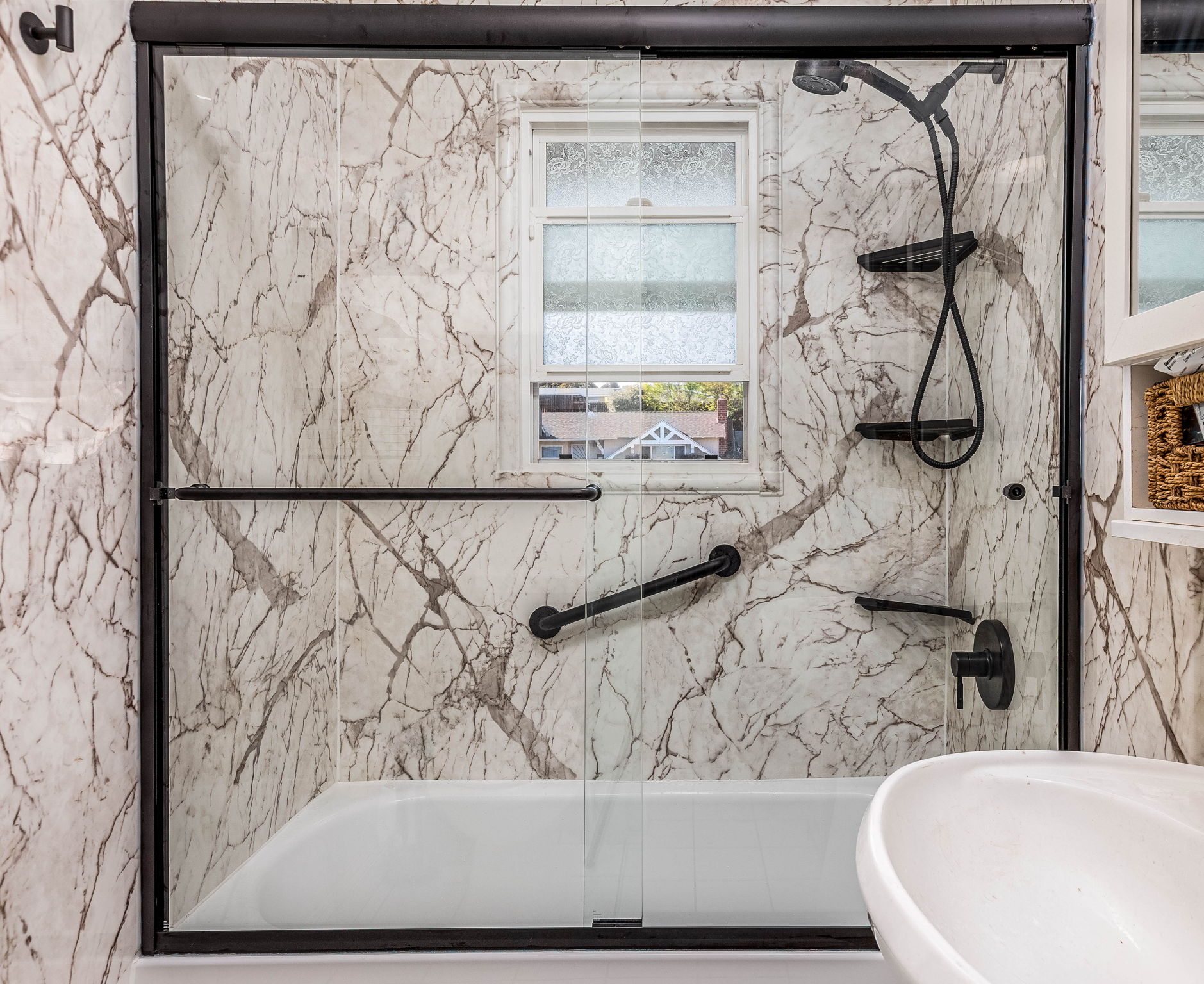Bathtub