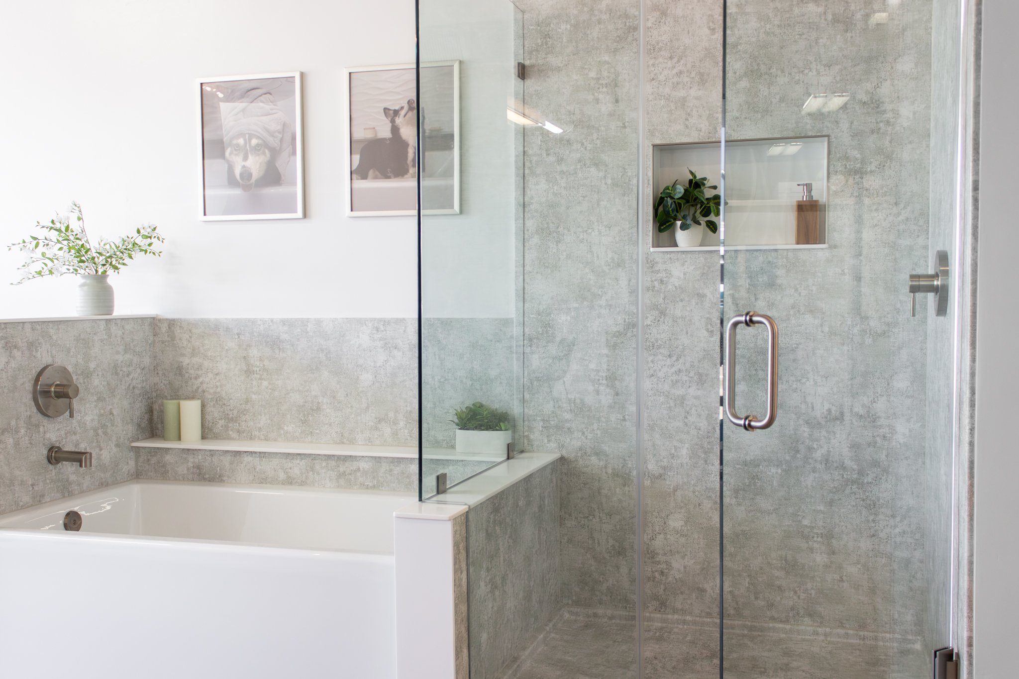 A cali combo with a tub on the left side and a walk-in shower with a clear glass shower enclosure on the right