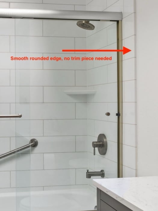 An image of a shower with BP-Cor2 walls that have a smooth rounded edge.